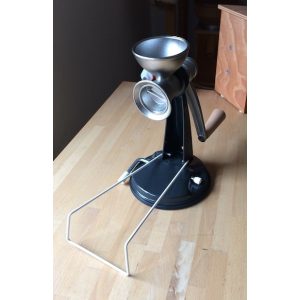 Poppy Mill with Vacuum Base - dark grey